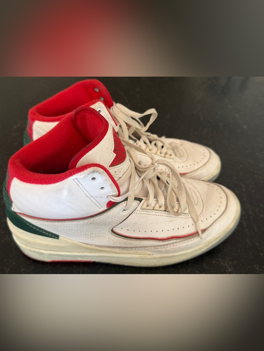 Nike Jordon 2 retro White and Red High-Top Sneakers